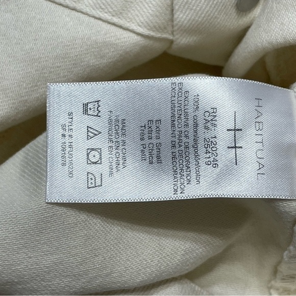 Habitual Denim Button Beige
Safari Dress - Picture 10 of 11